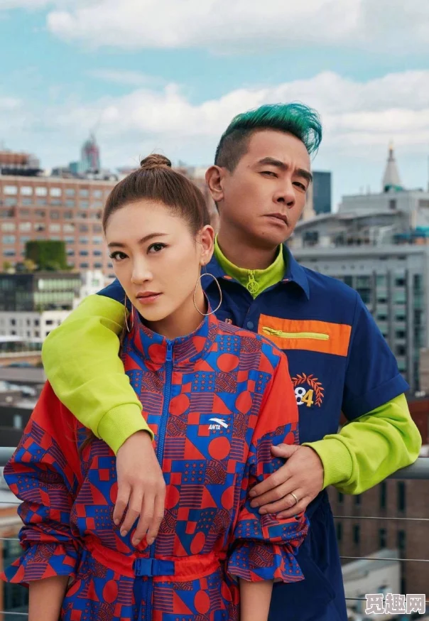 《公主很忙(n)》作者甜烟的作品简介与创作背景分析，探讨其在现代言情小说中的独特魅力与影响力