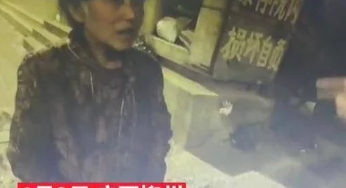 震惊！阿v精品一区二区三区竟然曝出惊人内幕，背后隐藏的真相让人难以置信，网友们纷纷表示无法接受！