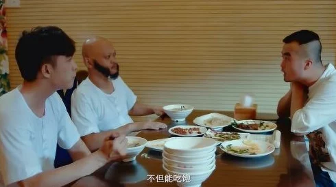 大狙蹭大雷：传闻两人私下关系密切，疑似合作新项目引发粉丝热议！