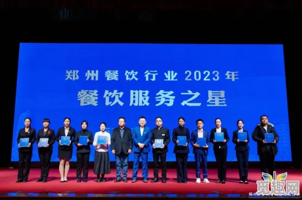 空中小姐2023满天星：璀璨夜空下的青春梦想与航空服务新风尚展现精彩瞬间