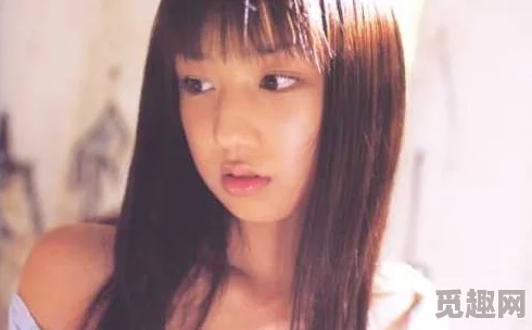日本被黑人强伦波多野结衣，网友纷纷表示对事件的震惊与愤怒，呼吁加强对性犯罪的法律惩罚
