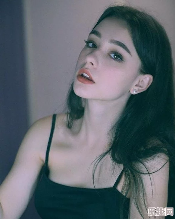 欧美综合图区亚洲综合图区，内容丰富多样，满足了不同用户的需求，非常好！